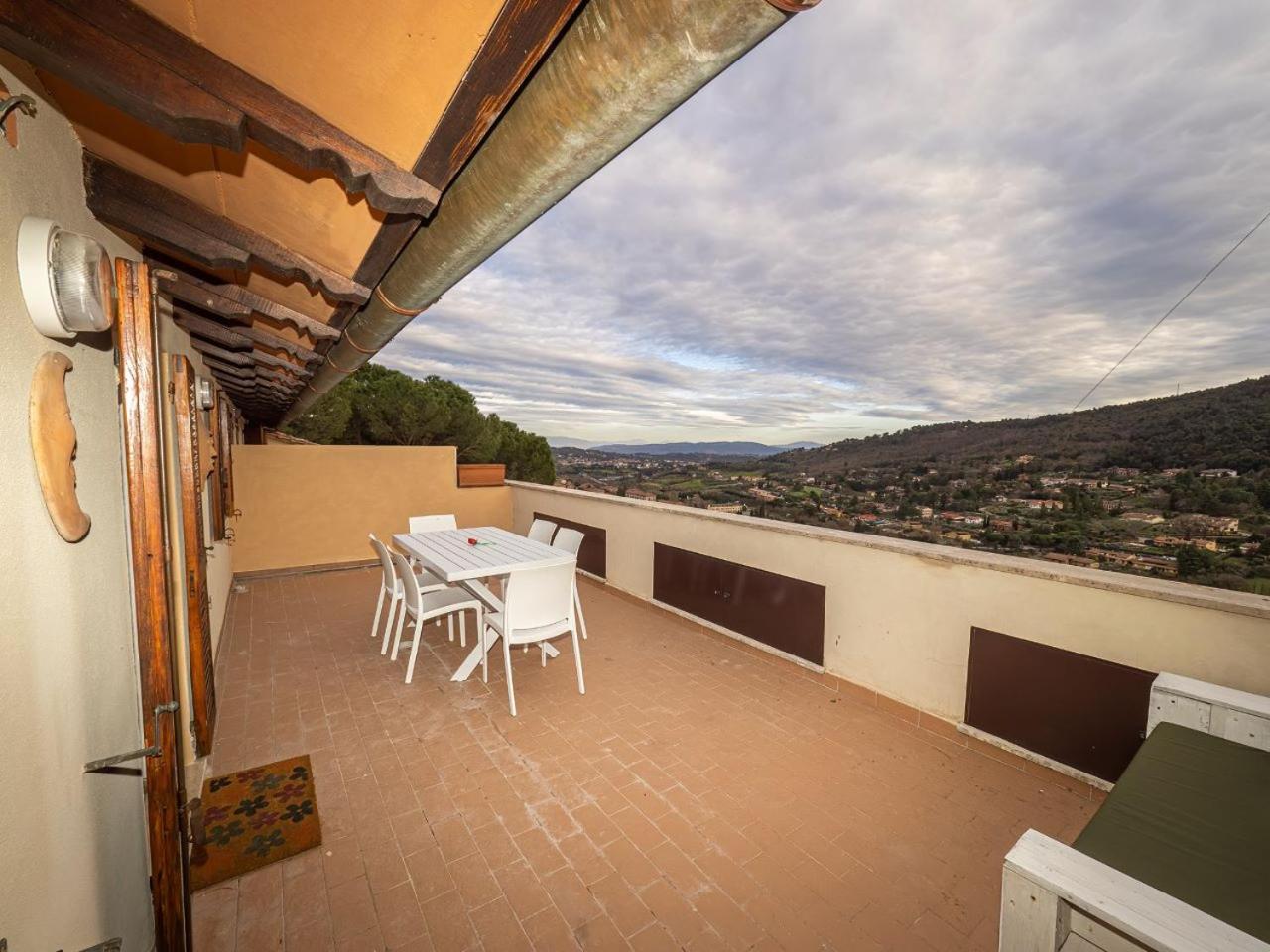 Apartment Utilia Into The Wild *