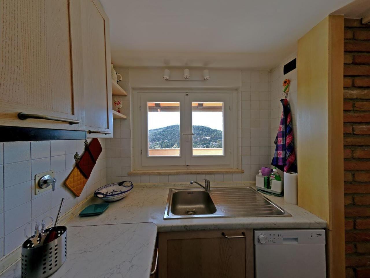 Apartment Utilia Into The Wild *